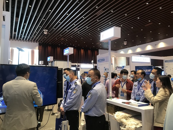 1605490558903021.jpg 微信图片_20201113110155.jpg